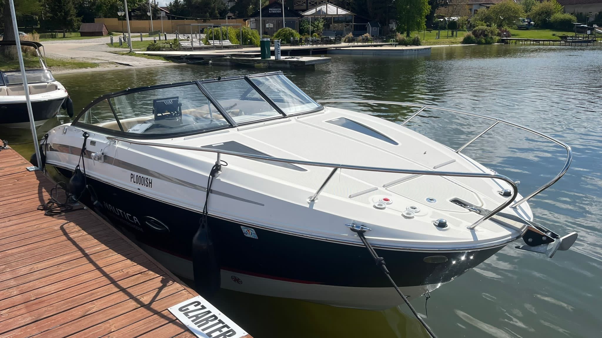 Logo firmy NAUTICA BOATS SERVICE SPÓŁKA Z OGRANICZONĄ ODPOWIEDZIALNOŚCIĄ